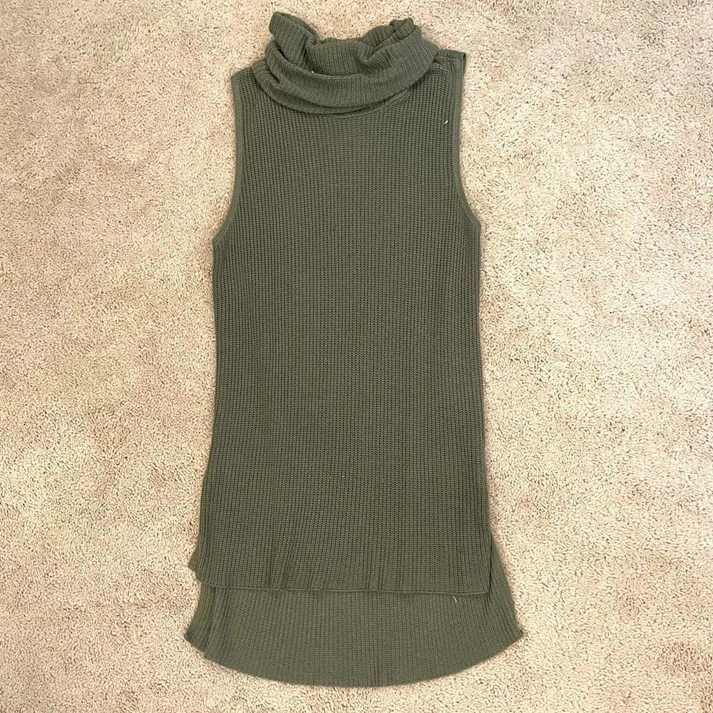 Daytrip Slouch Neck Sleeveless Sweater